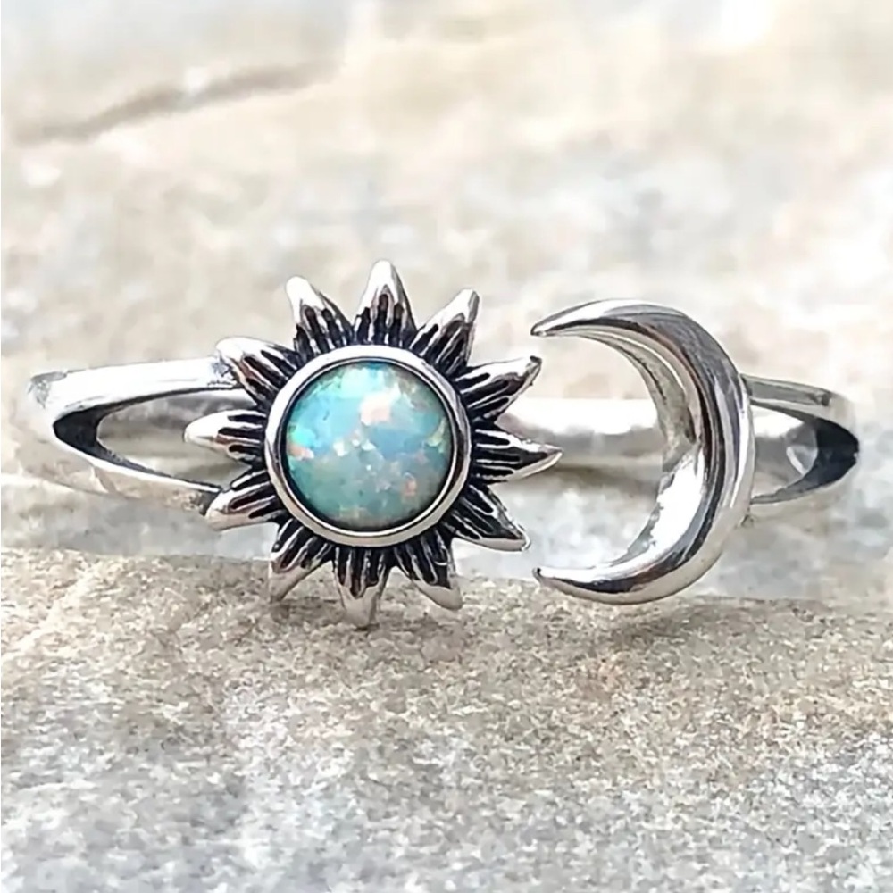Sterling Silver Sun and Moon Opal Ring - Silver with Blue Opal